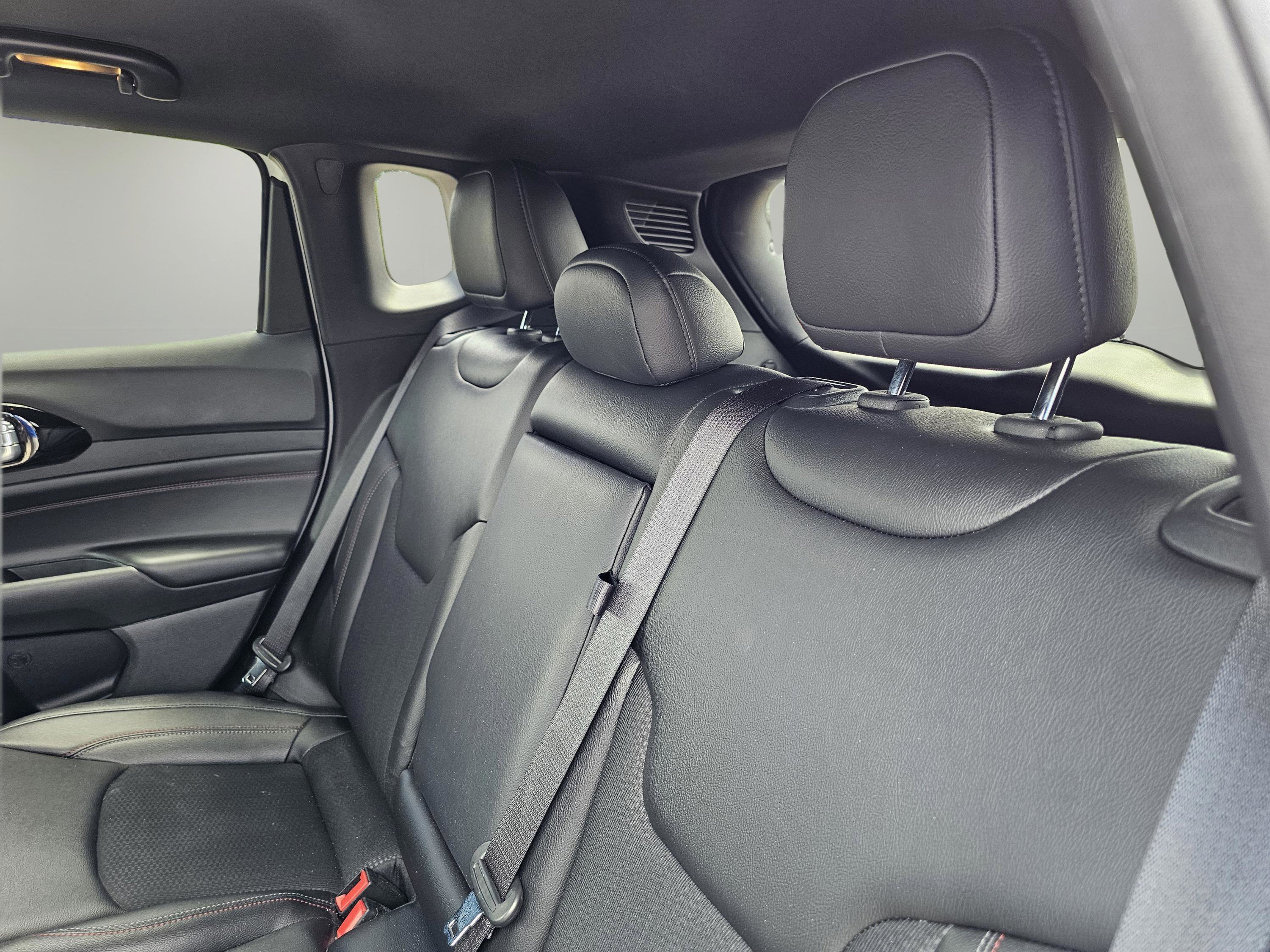 2024 Jeep Compass Trailhawk photo 20