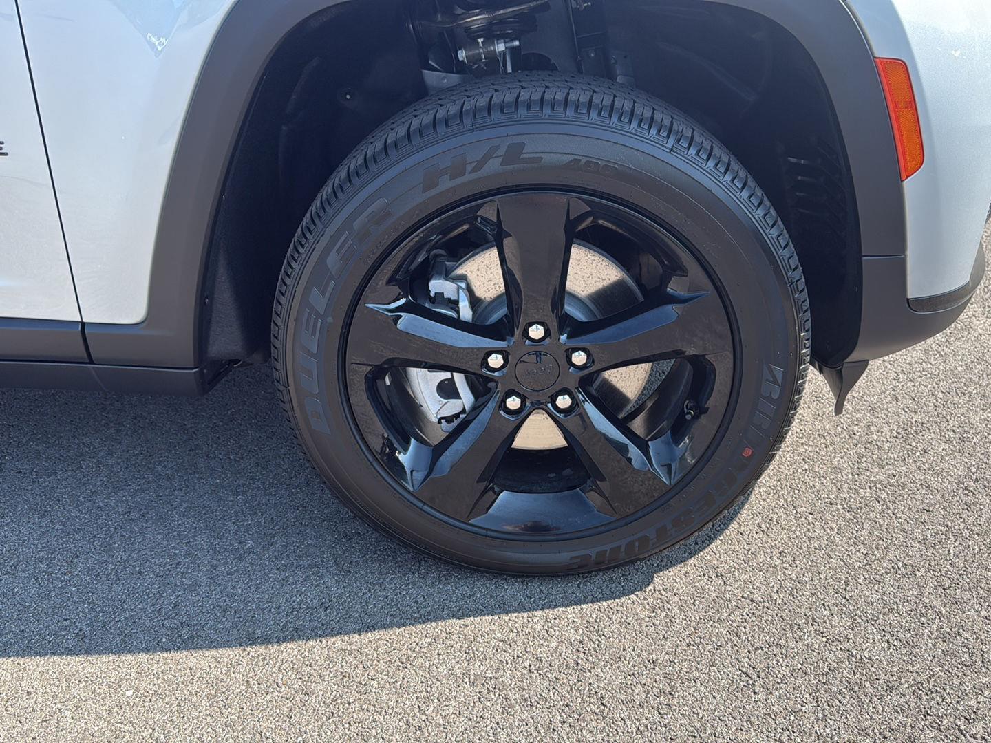 2025 Jeep Grand Cherokee Altitude X photo 12