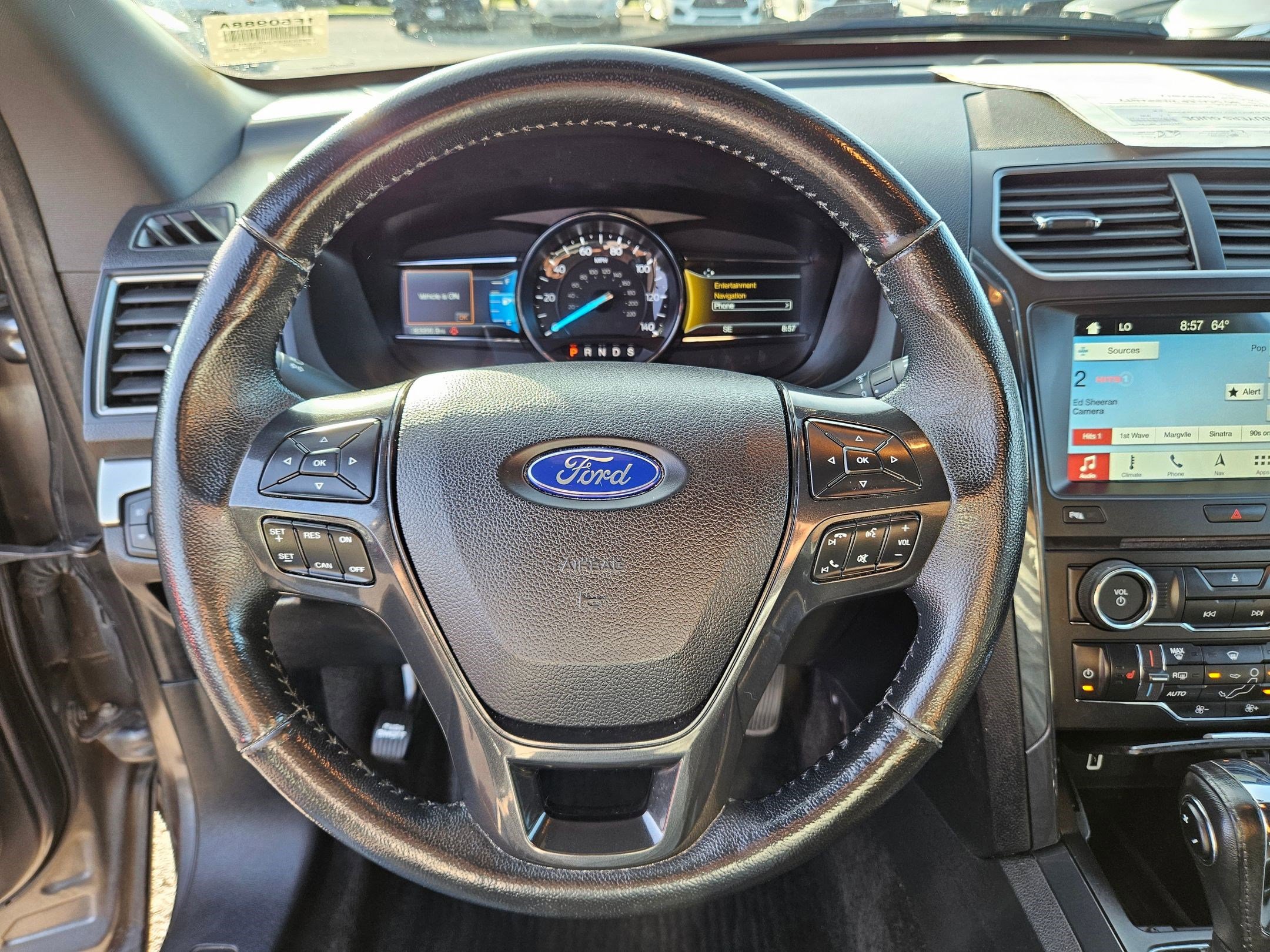 2018 Ford Explorer XLT photo 13