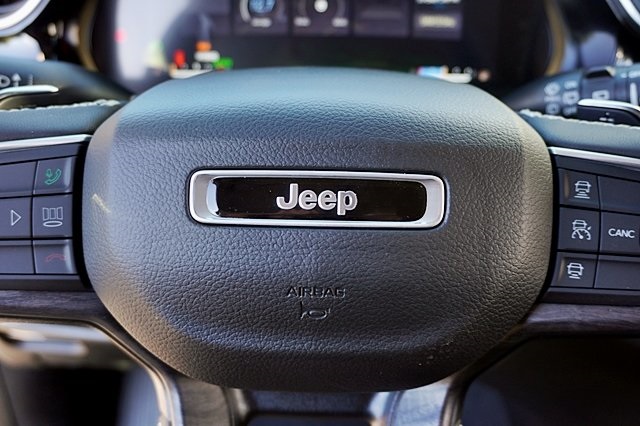 2023 Jeep Cherokee 4xe photo 42