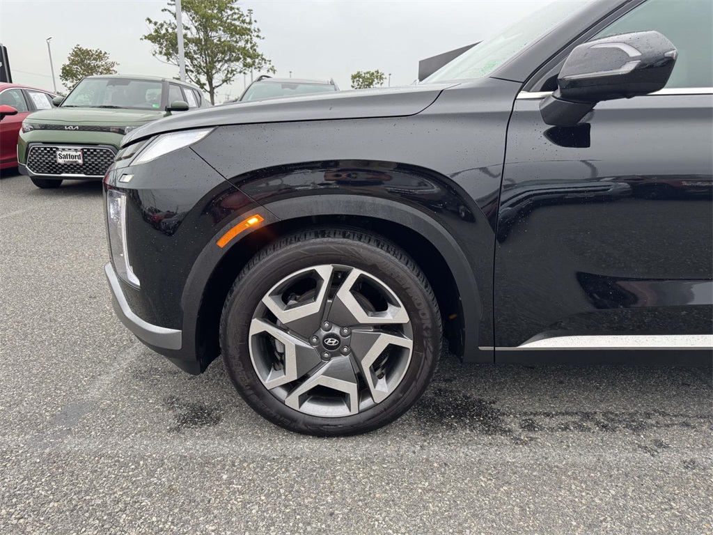 2024 Hyundai Palisade Limited photo 3