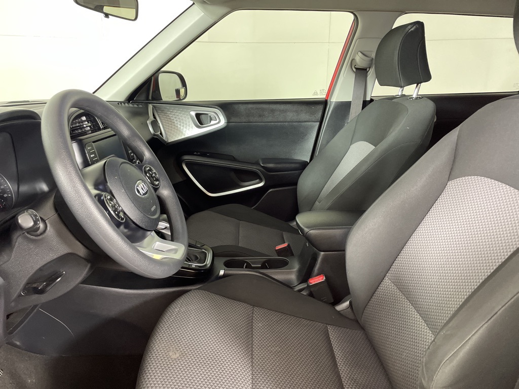 2020 Kia Soul LX photo 18