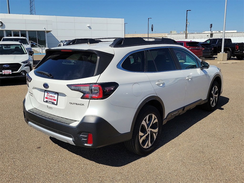 2022 Subaru Outback Limited photo 11