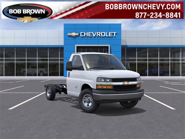 2025 Chevrolet Express Cutaway Base's photo