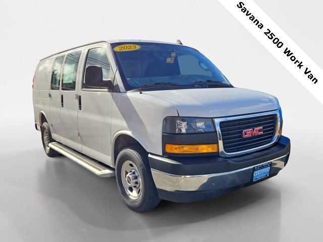 2023 GMC Savana Cargo Work Van's photo