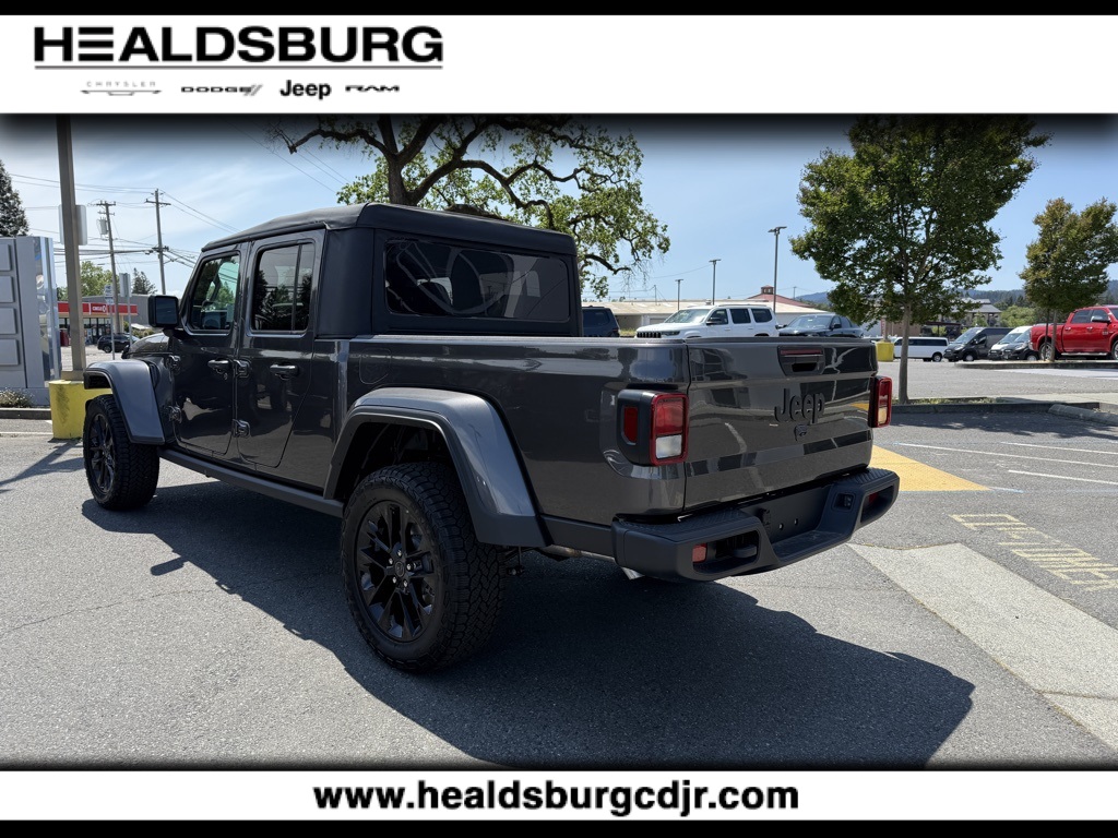 2025 Jeep Gladiator Sport photo 3