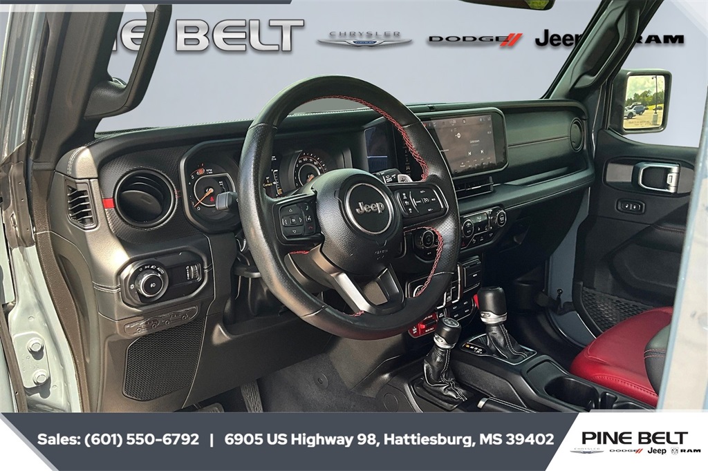 2024 Jeep Wrangler Rubicon 392 photo 12
