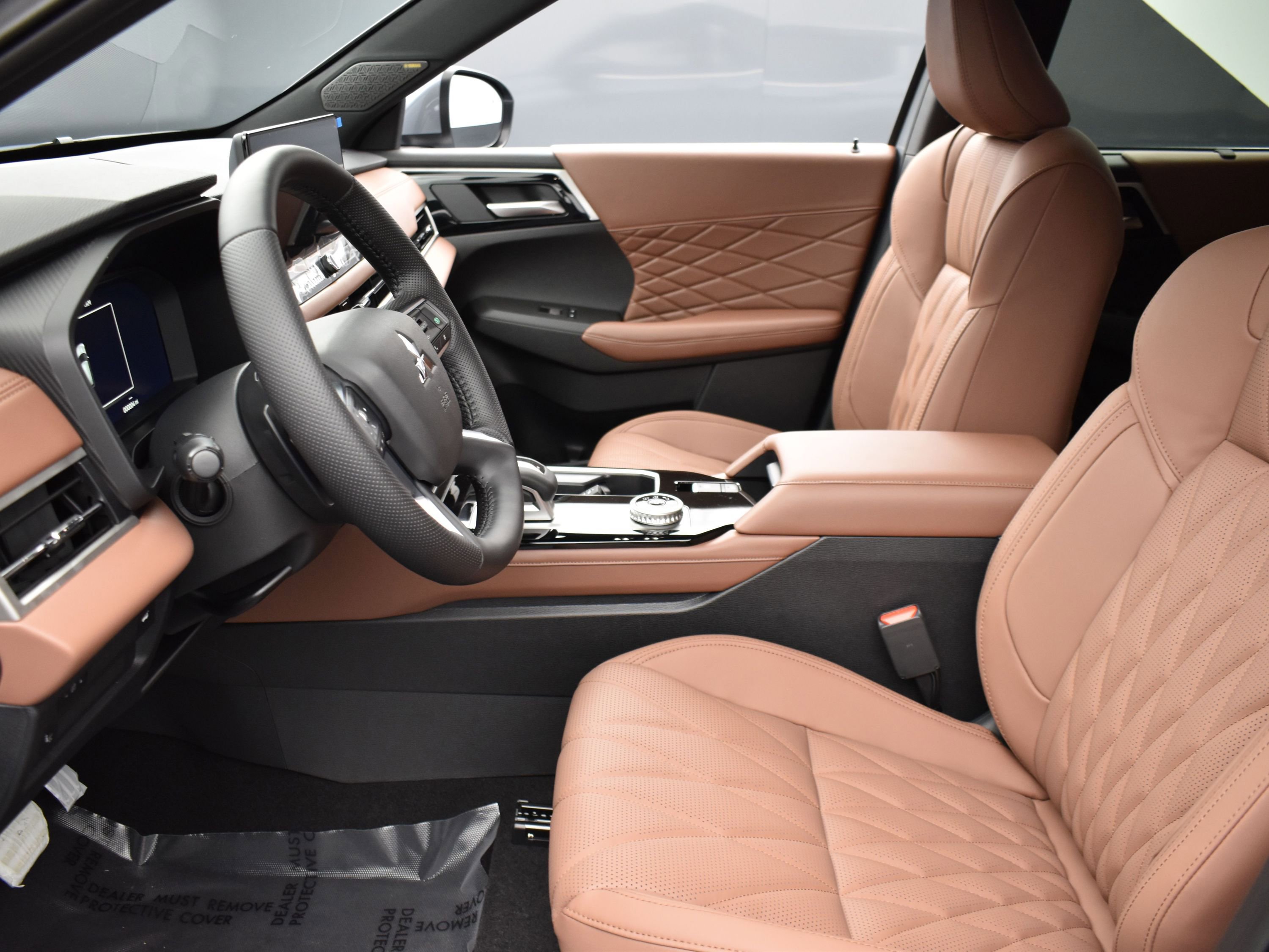 2025 Mitsubishi Outlander SEL photo 8