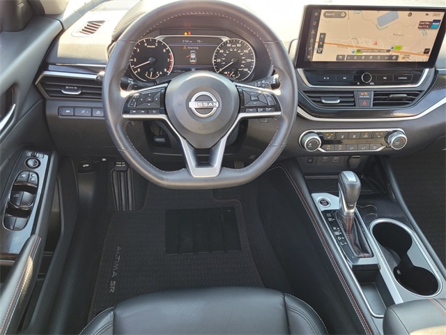 2024 Nissan Altima 2.5 SR photo 10