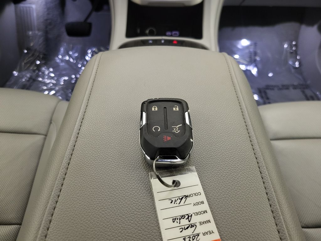 2023 Gmc Acadia SLT photo 42