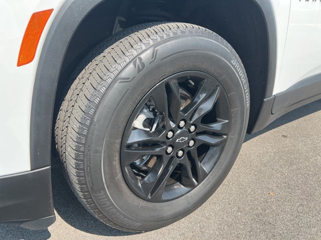 2022 Chevrolet Traverse LS photo 9