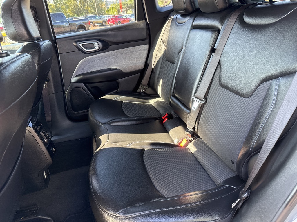 2024 Jeep Compass Latitude photo 17