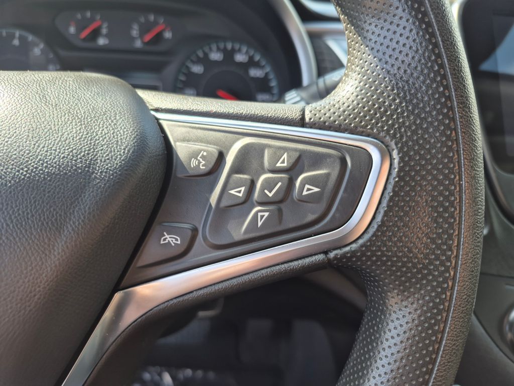 2023 Chevrolet Malibu 1LT photo 17