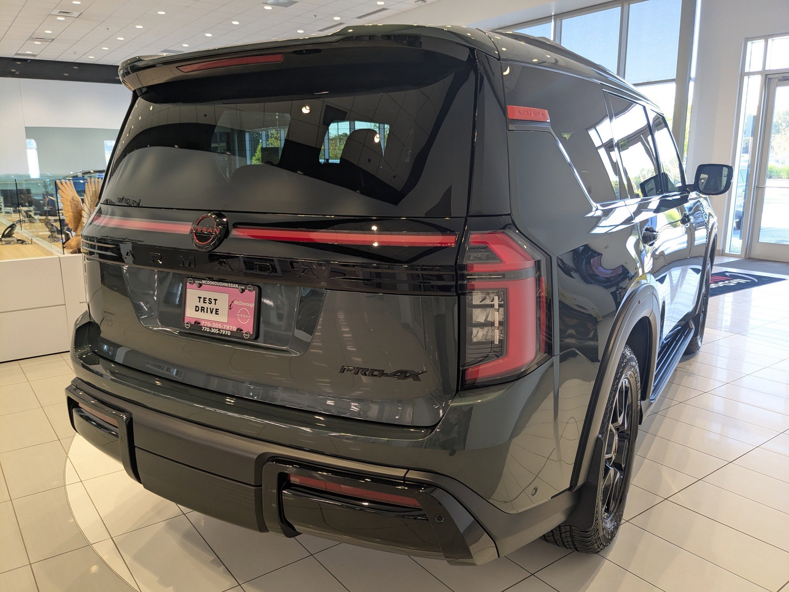 2026 Nissan Armada photo 2