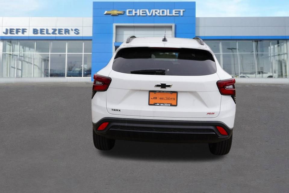 2025 Chevrolet Trax photo 4