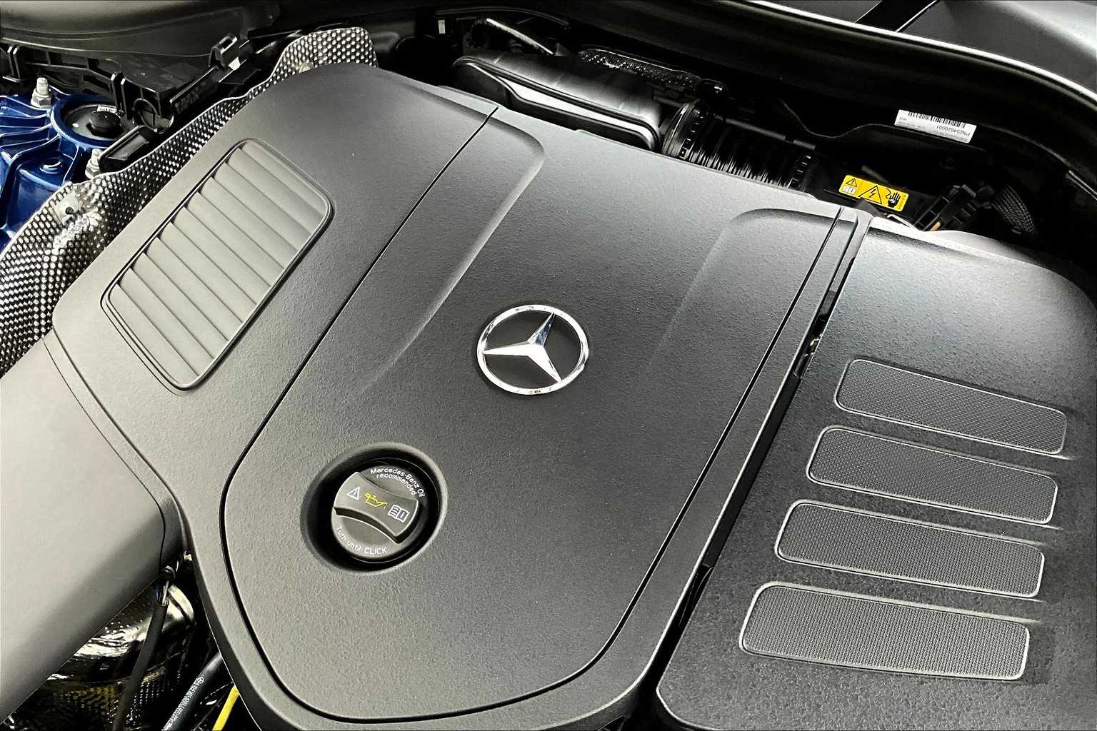 2026 Mercedes Benz GLC 300 photo 19