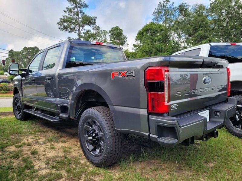 2025 Ford F-250 XL photo 8