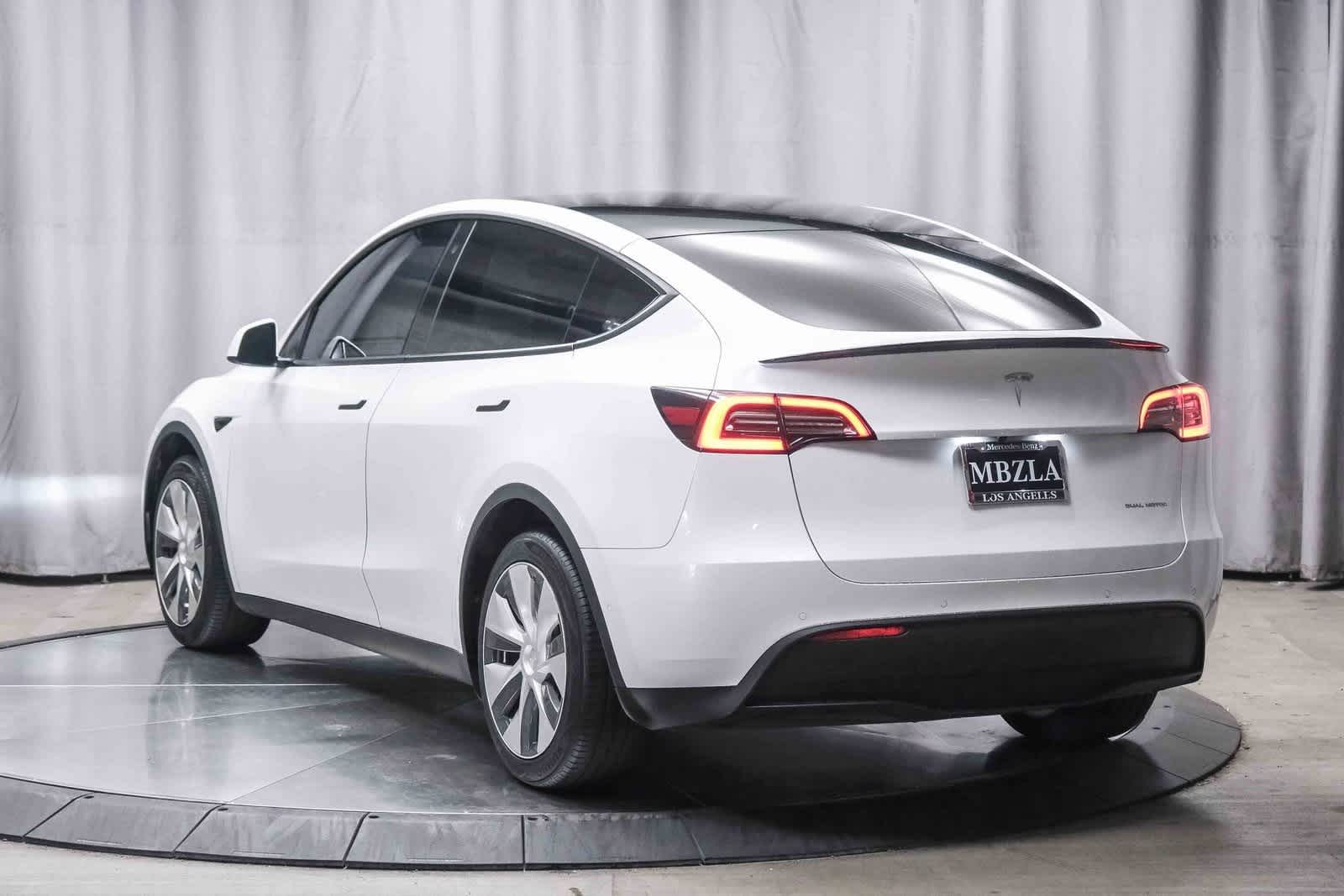 Used 2020 Tesla Model Y Long Range with VIN 5YJYGDEE6LF050725 for sale in Los Angeles, CA