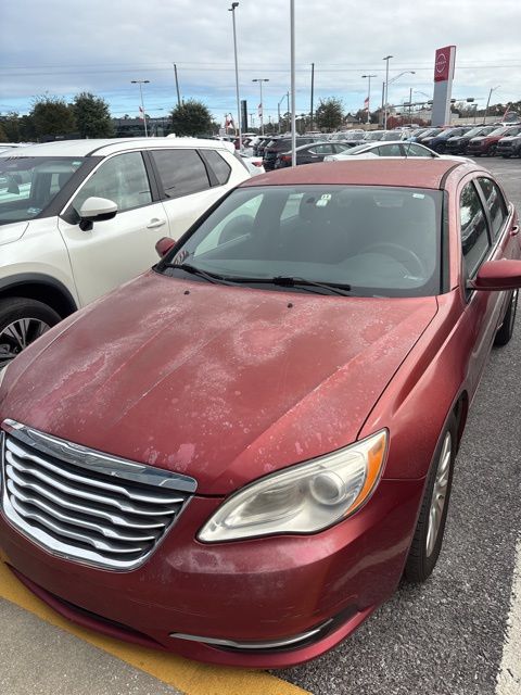 2012 Chrysler 200 LX's photo