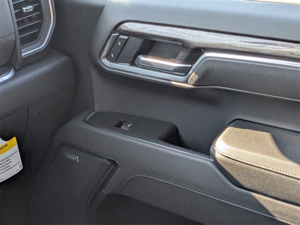 2026 Chevrolet Silverado 1500 LTZ photo 15
