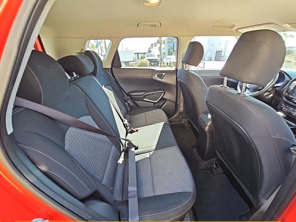 2020 Kia Soul LX S X-Line photo 14