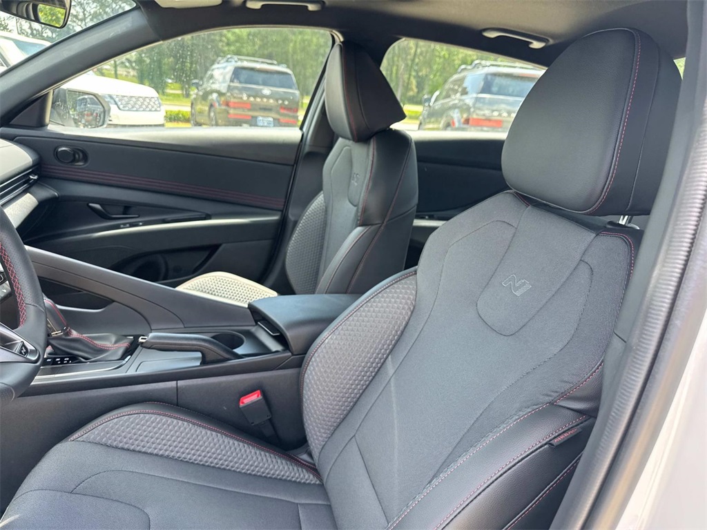 2025 Hyundai Elantra N Line photo 7