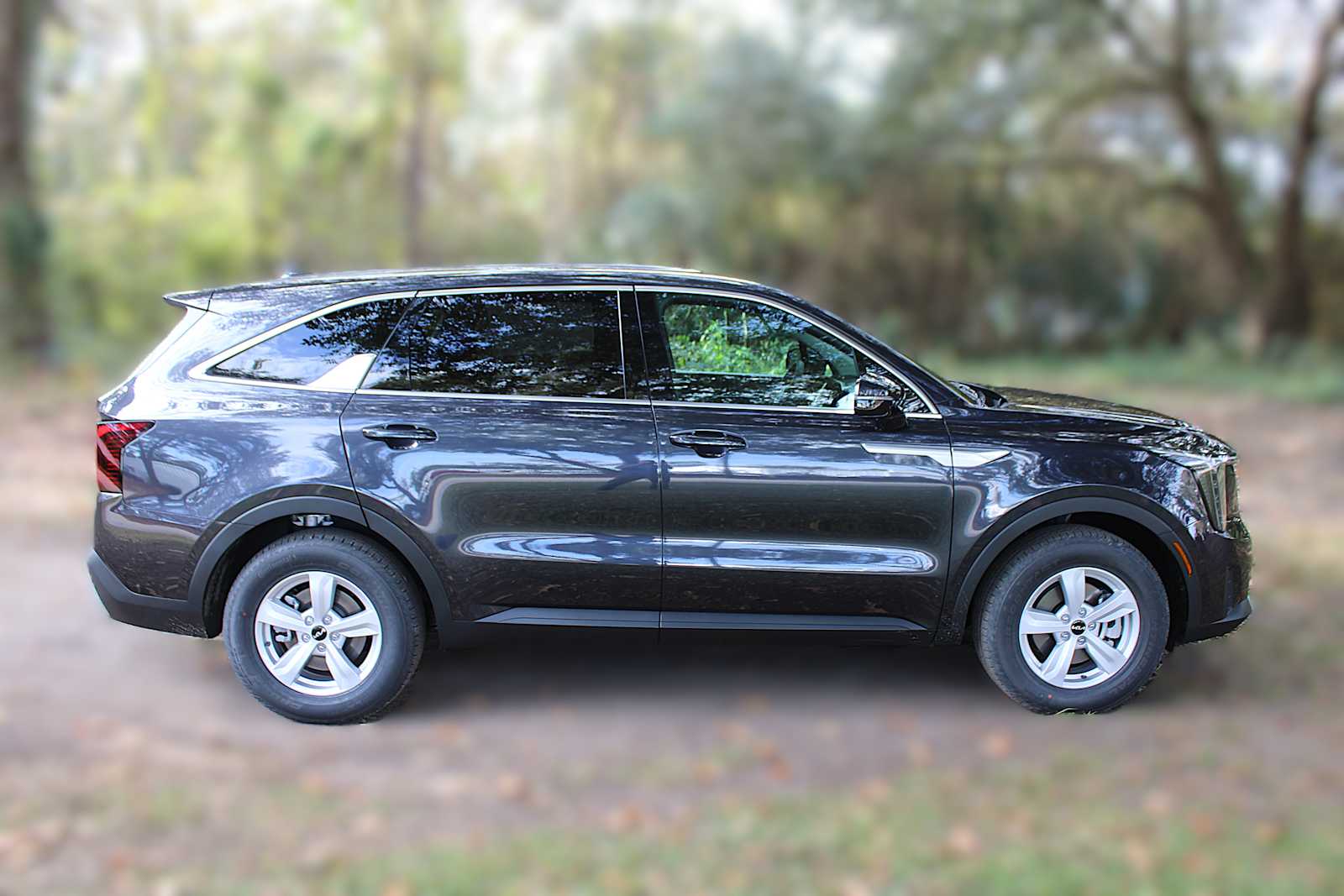 2026 Kia Sorento LX photo 2