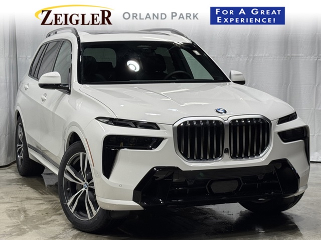 2026 BMW X7 40i's photo