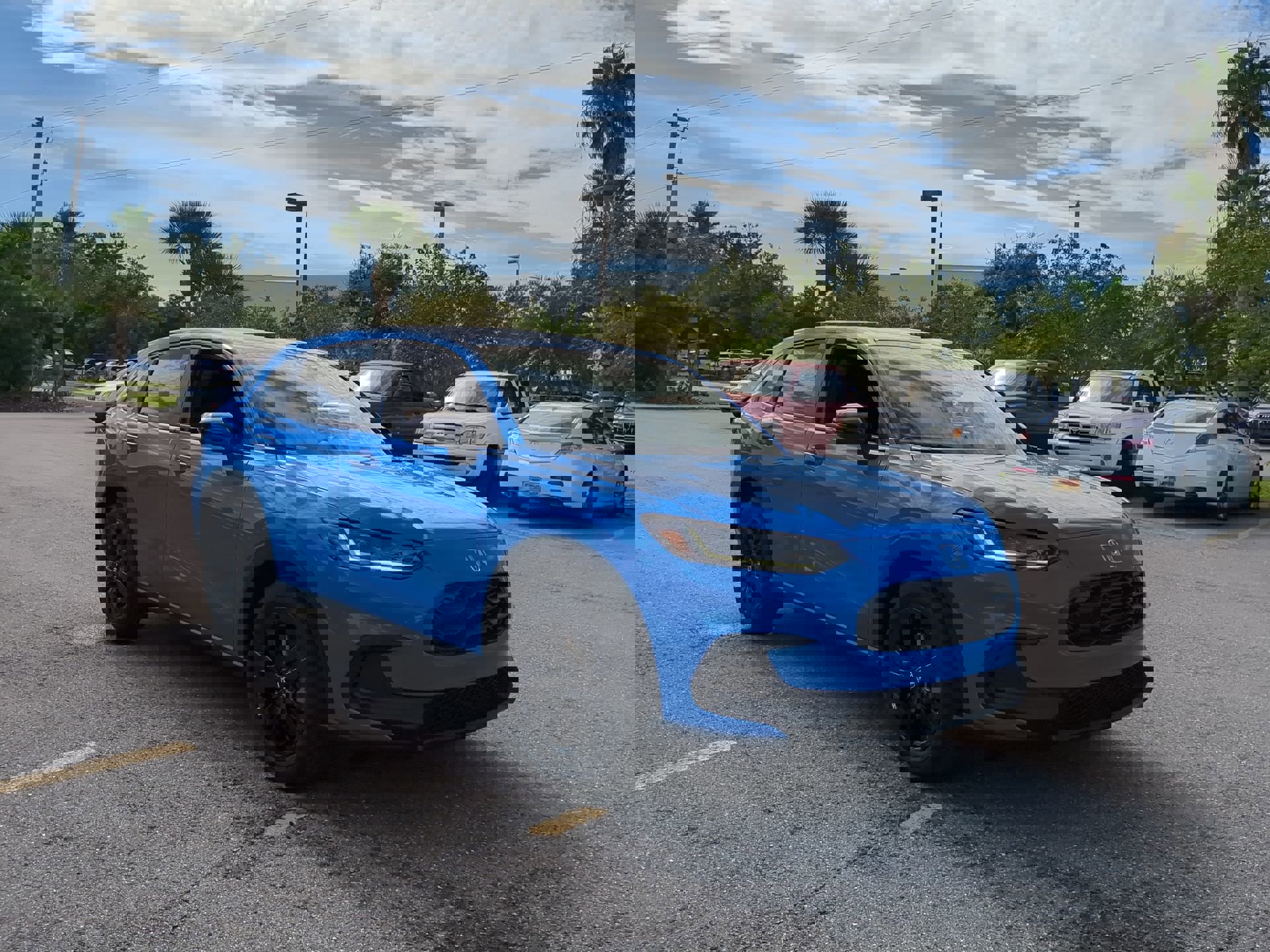 2026 Honda HR-V Sport photo 2
