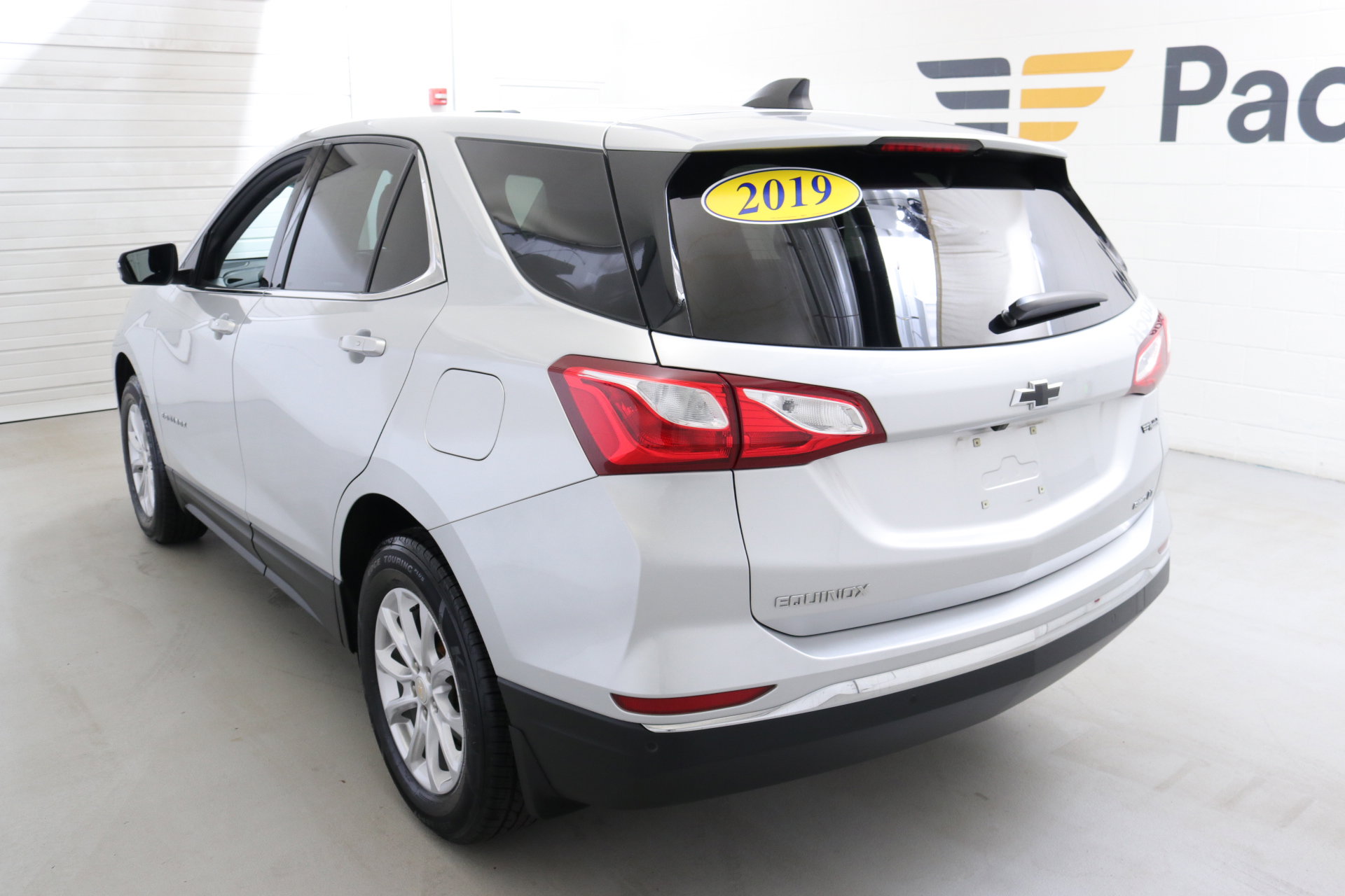 2019 Chevrolet Equinox LT photo 6