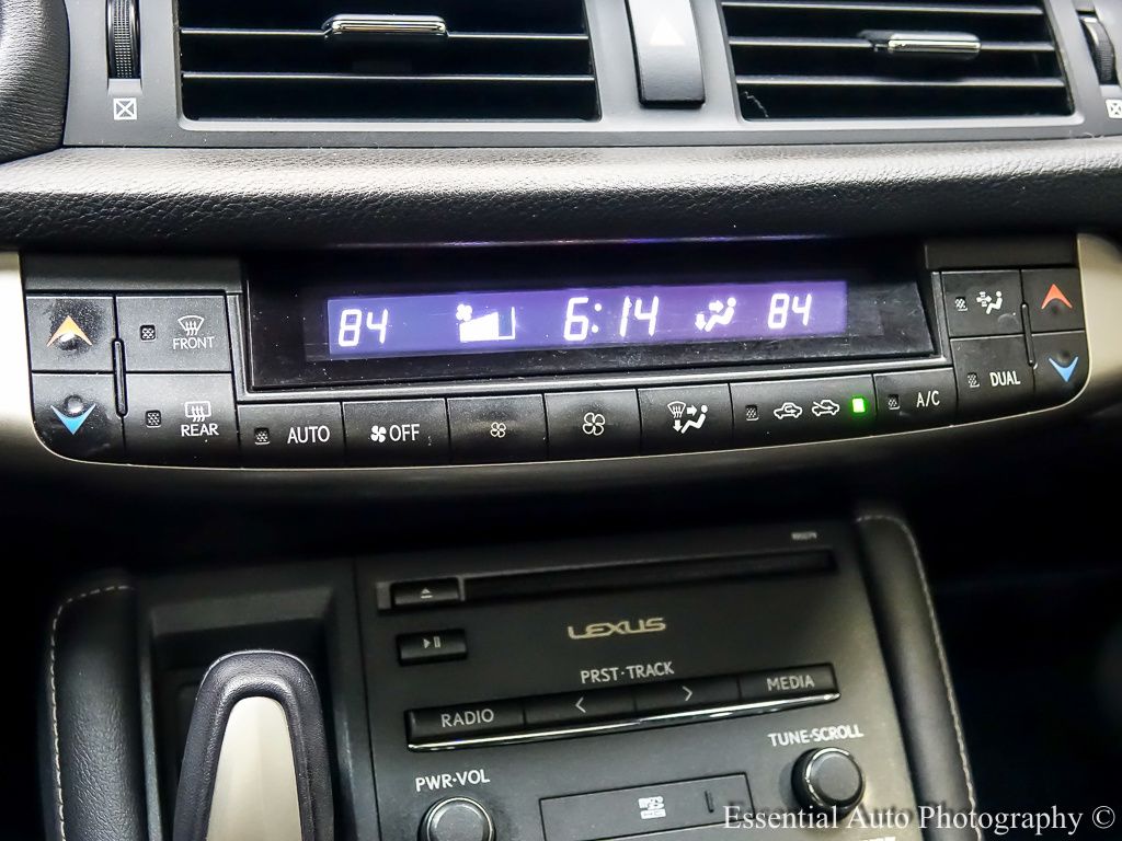 2014 LEXUS CT - Image 19