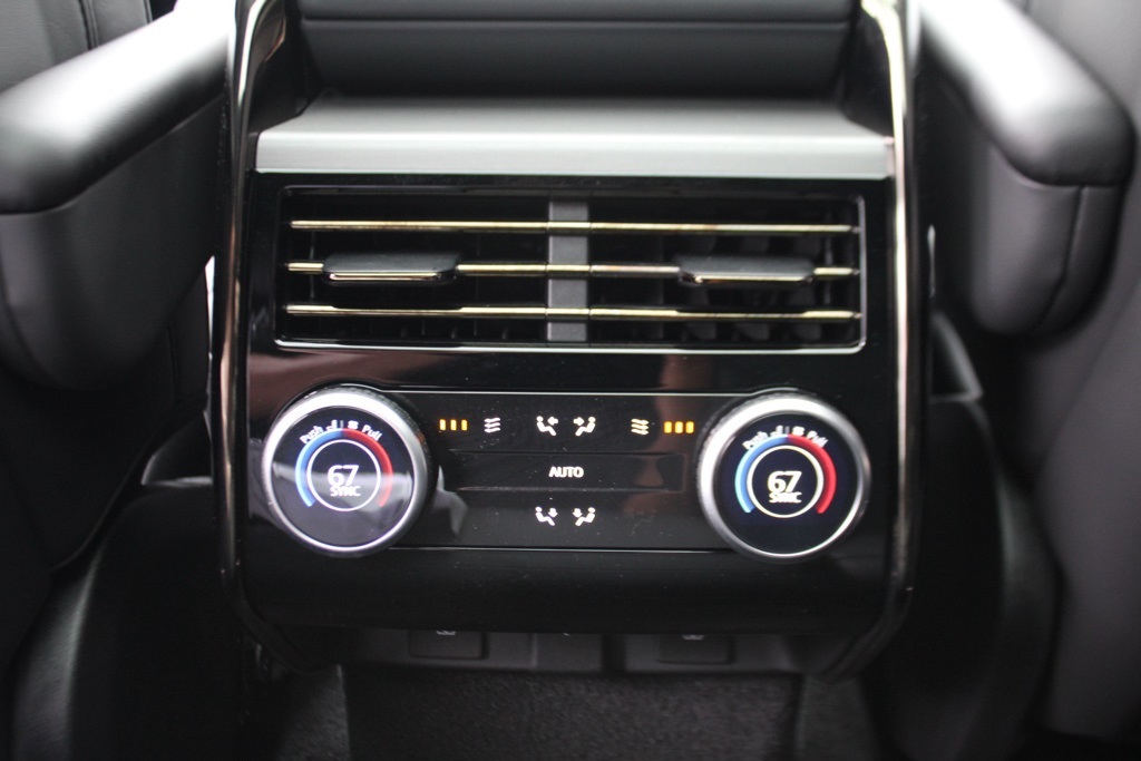 2024 Land Rover Range Rover Sport P400 Dynamic SE photo 30