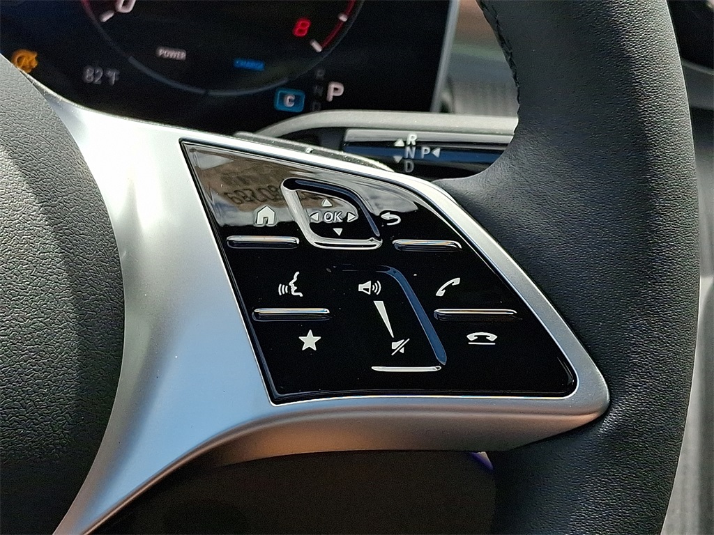 2025 Mercedes Benz C 300 4MATIC photo 16