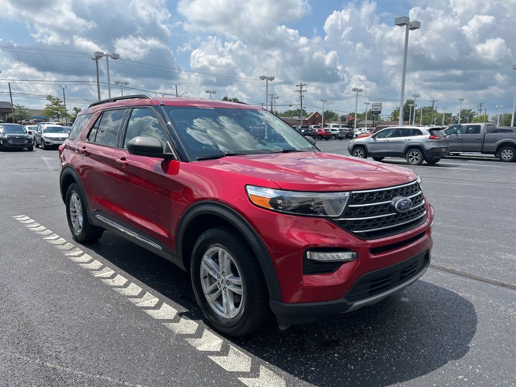 2022 Ford Explorer XLT photo 4