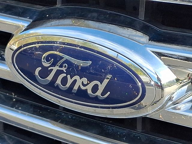 2016 Ford F-150 XLT photo 4