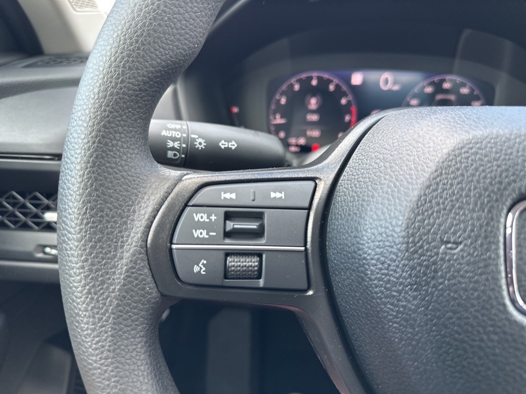 2025 Honda Accord SE photo 32