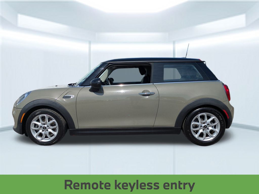 2019 Mini Cooper 2 Door Hardtop Oxford Edition photo 2