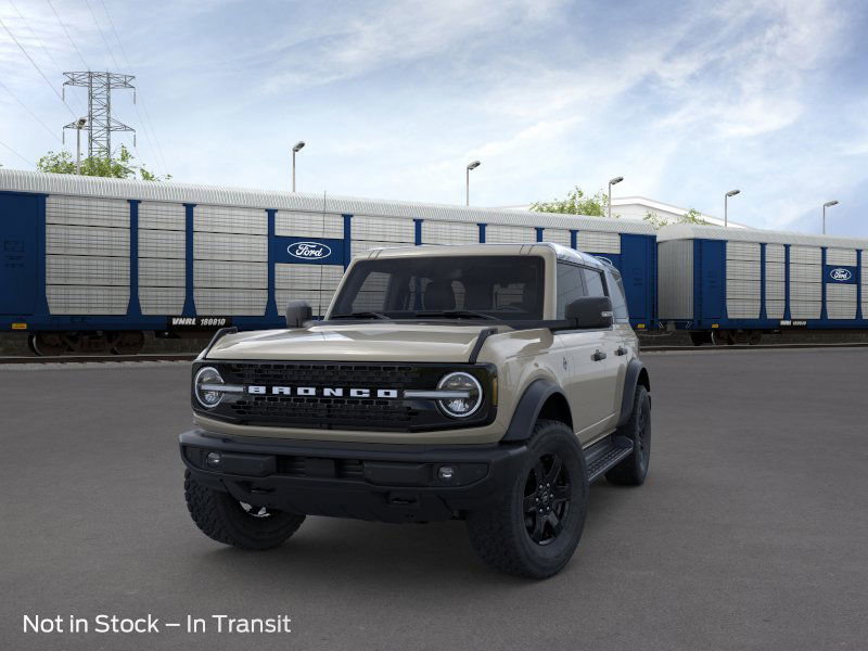 2025 Ford Bronco Outer Banks photo 2