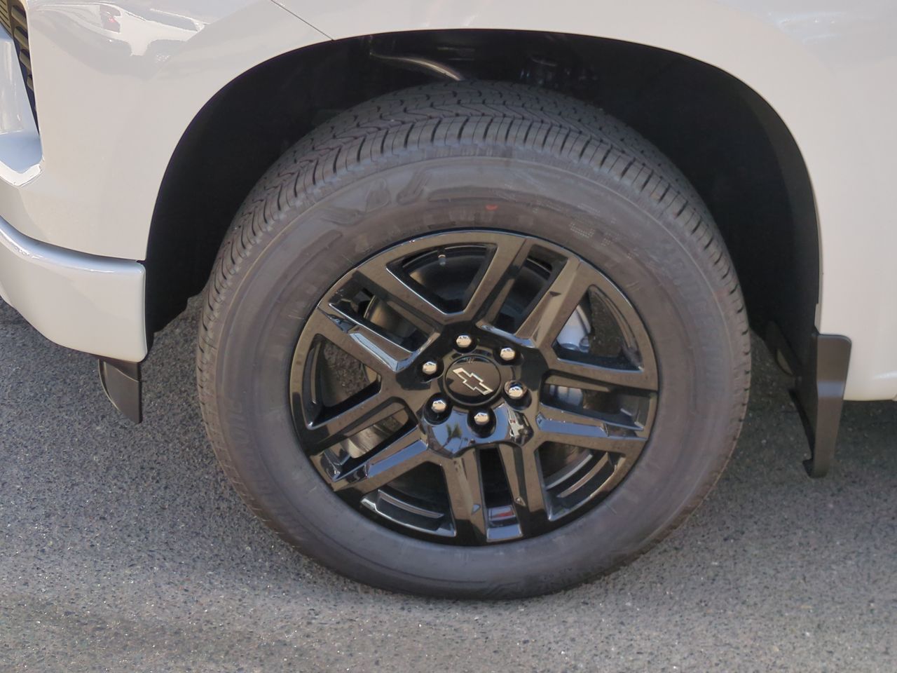2025 Chevrolet Silverado 1500 RST photo 30