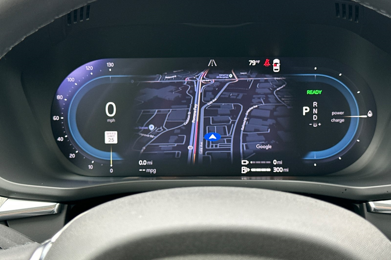 2025 Volvo XC60 Hybrid T8 Plus photo 25