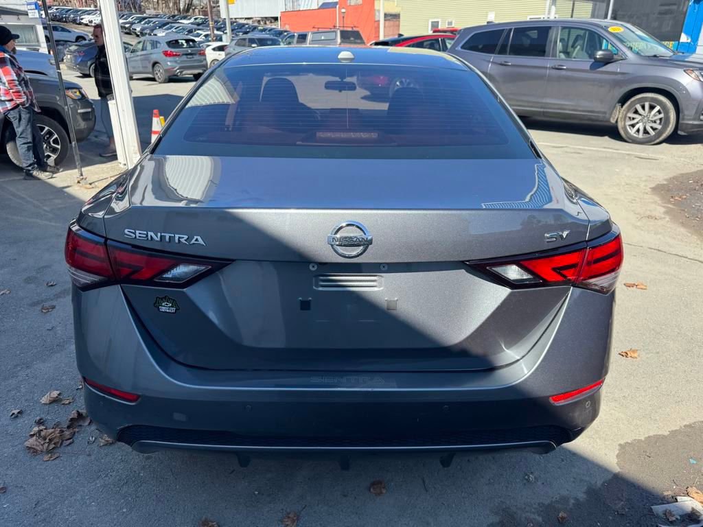 2022 Nissan Sentra SV photo 4
