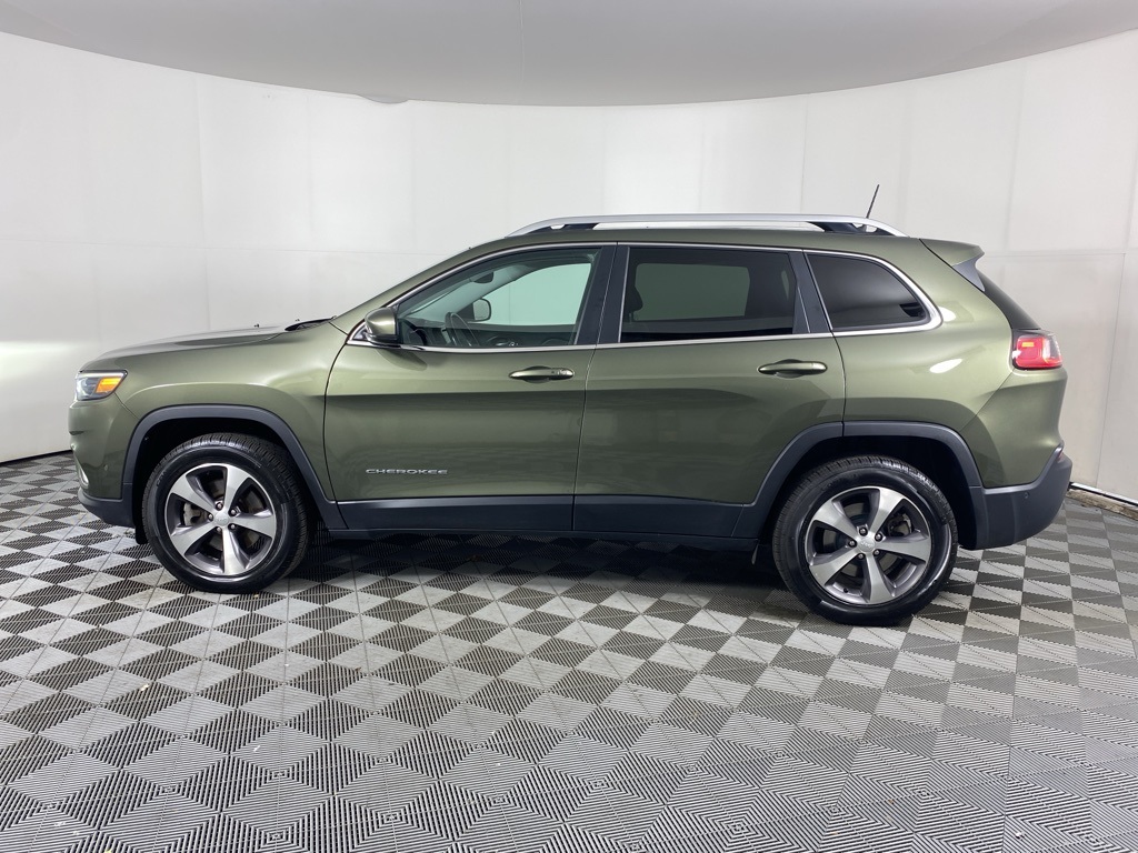 2021 Jeep Cherokee Limited photo 2