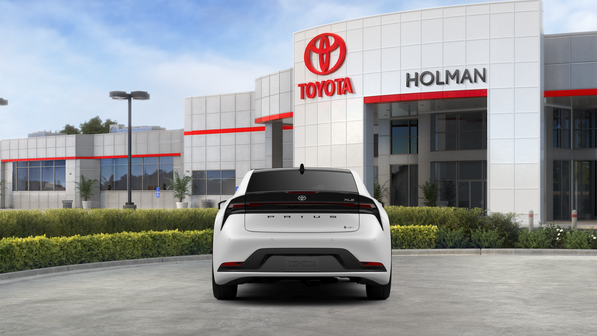 2026 Toyota Prius XLE photo 8
