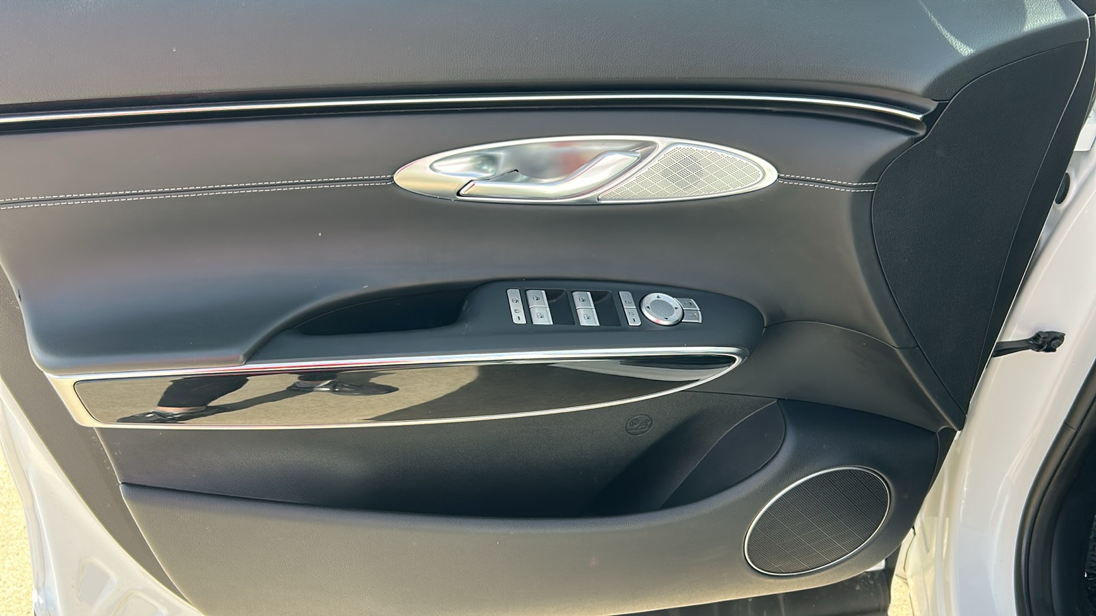 2023 Genesis GV70 2.5T photo 14