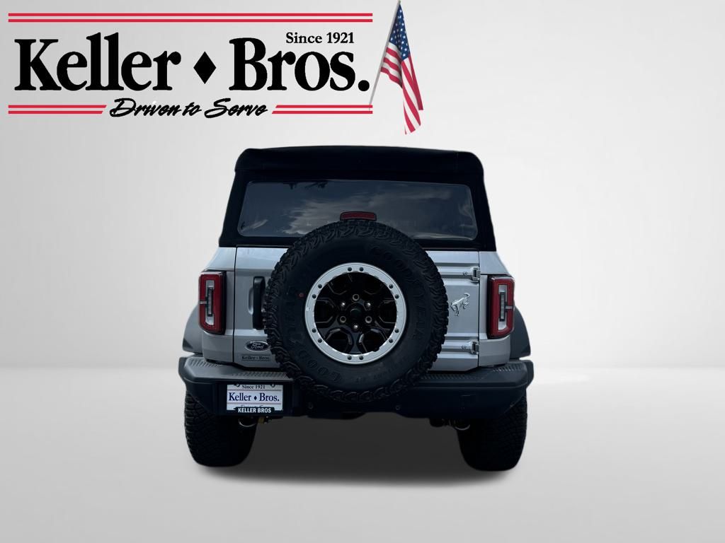 2024 Ford Bronco Badlands photo 4