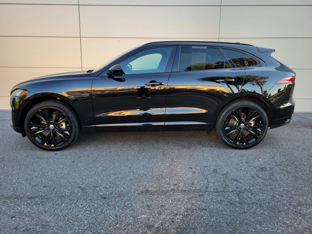2025 Jaguar F-PACE R-Dynamic S photo 2