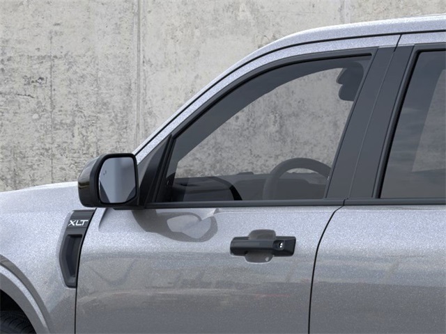 2025 Ford Maverick XLT photo 16