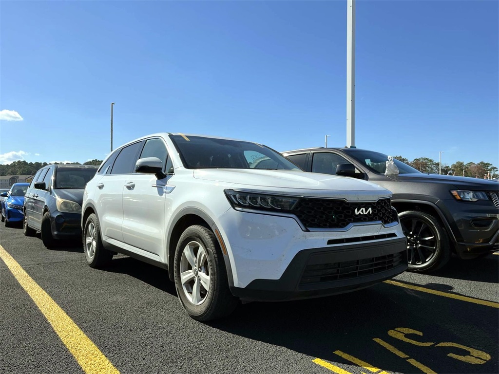 2022 Kia Sorento LX