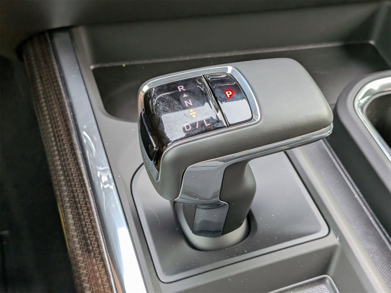 2025 Chevrolet Silverado 1500 RST photo 30