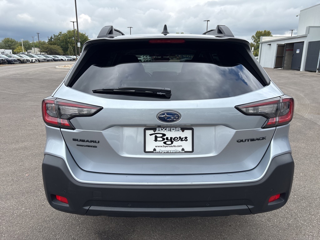 2023 Subaru Outback Onyx Edition photo 4